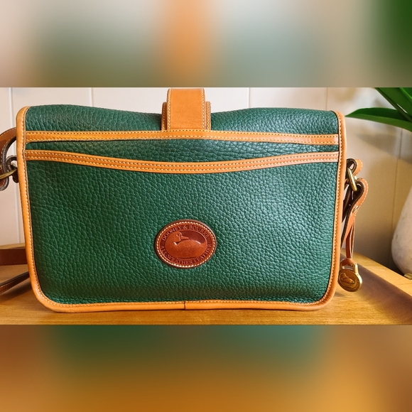 Vintage Dooney & Bourke - Picture 6 of 15